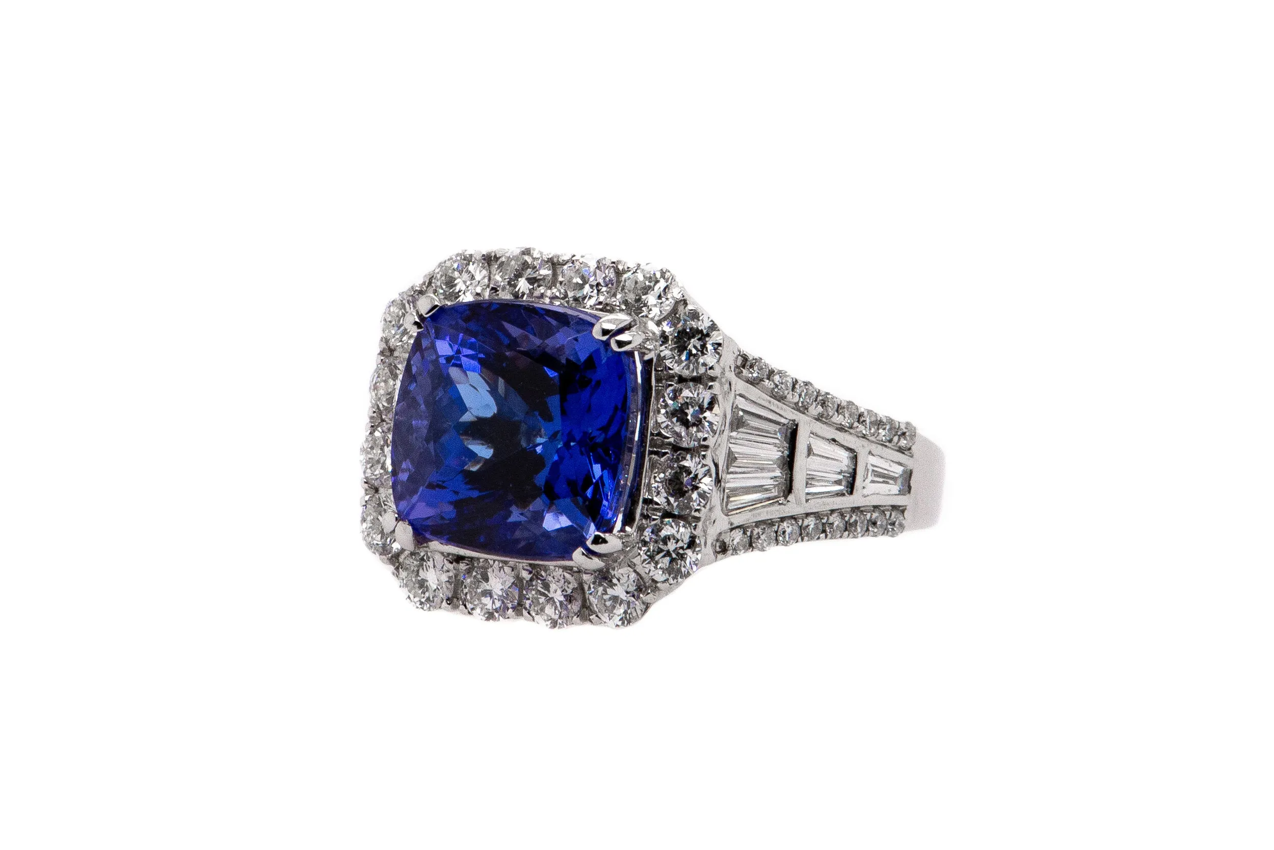 5.64ct Cushion Cut Tanzanite with Diamond Setting (1.63ct)