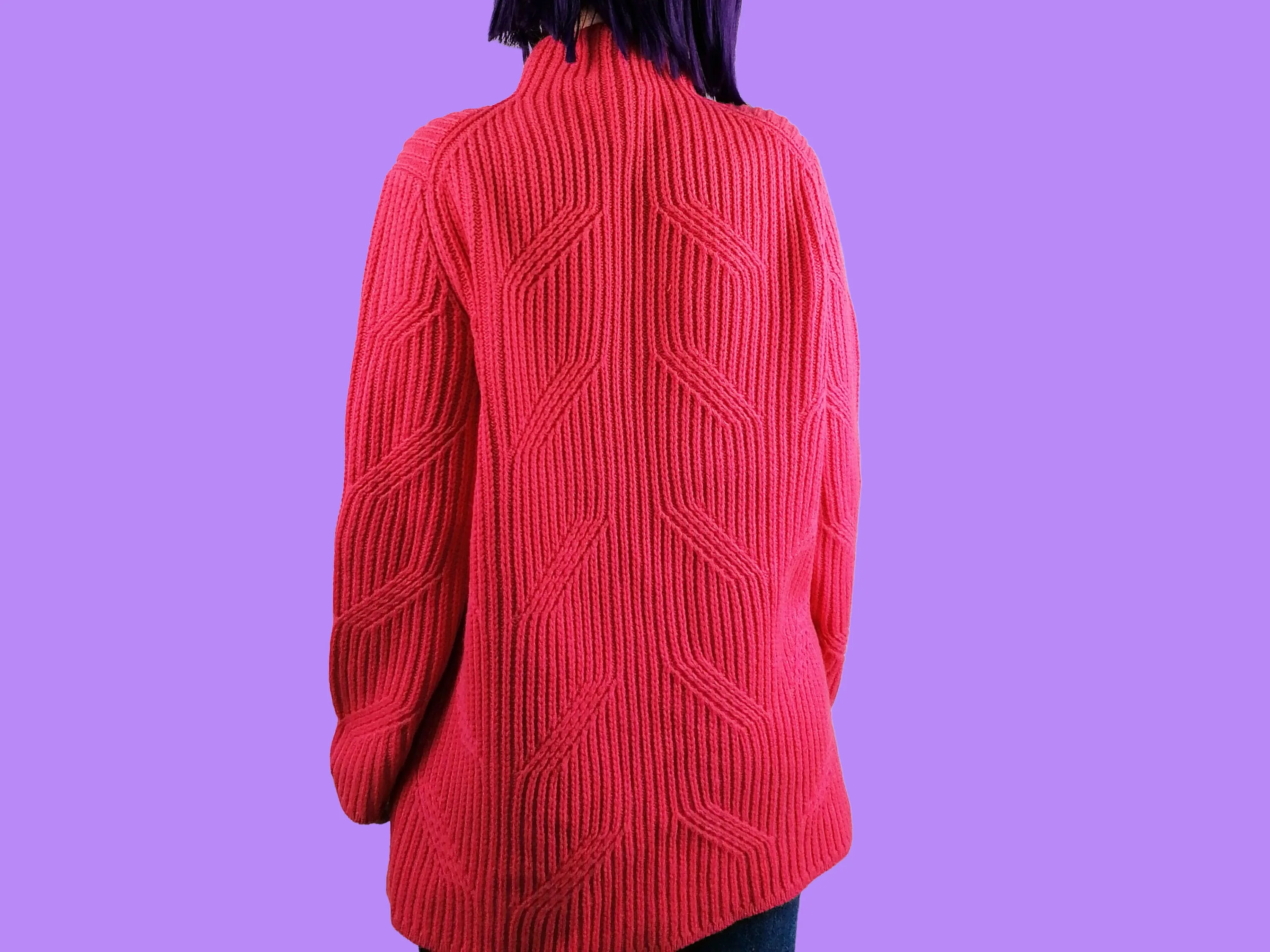 90's Virgin Wool Cable Knit Pink Sweater - size S-M