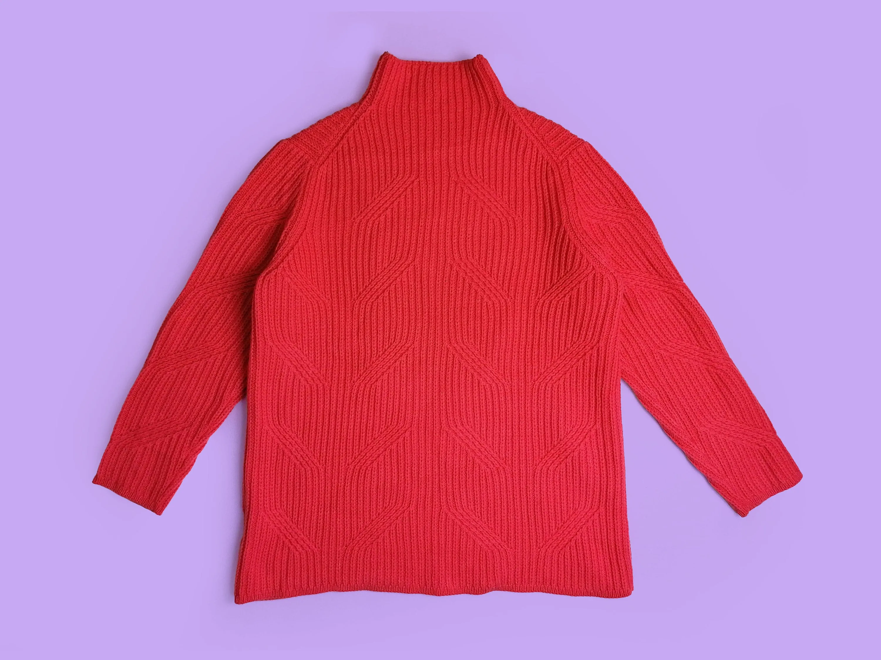 90's Virgin Wool Cable Knit Pink Sweater - size S-M