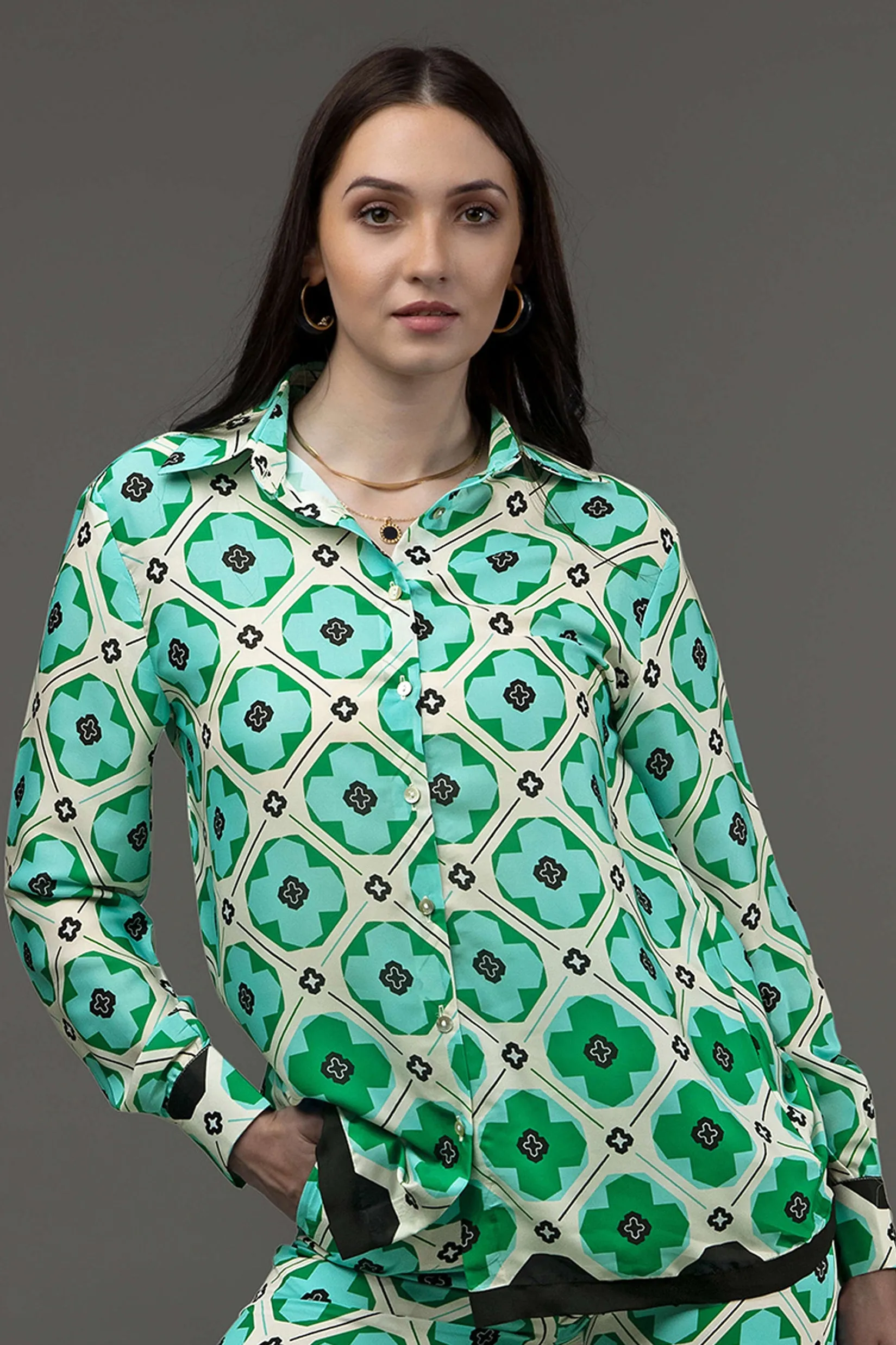 Abstract Regular Fit Spread Collar Shirt