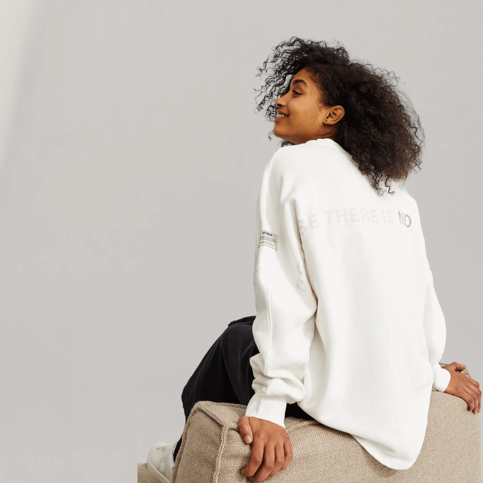 Boreal - Oversized Long Sweatshirt  | Women's