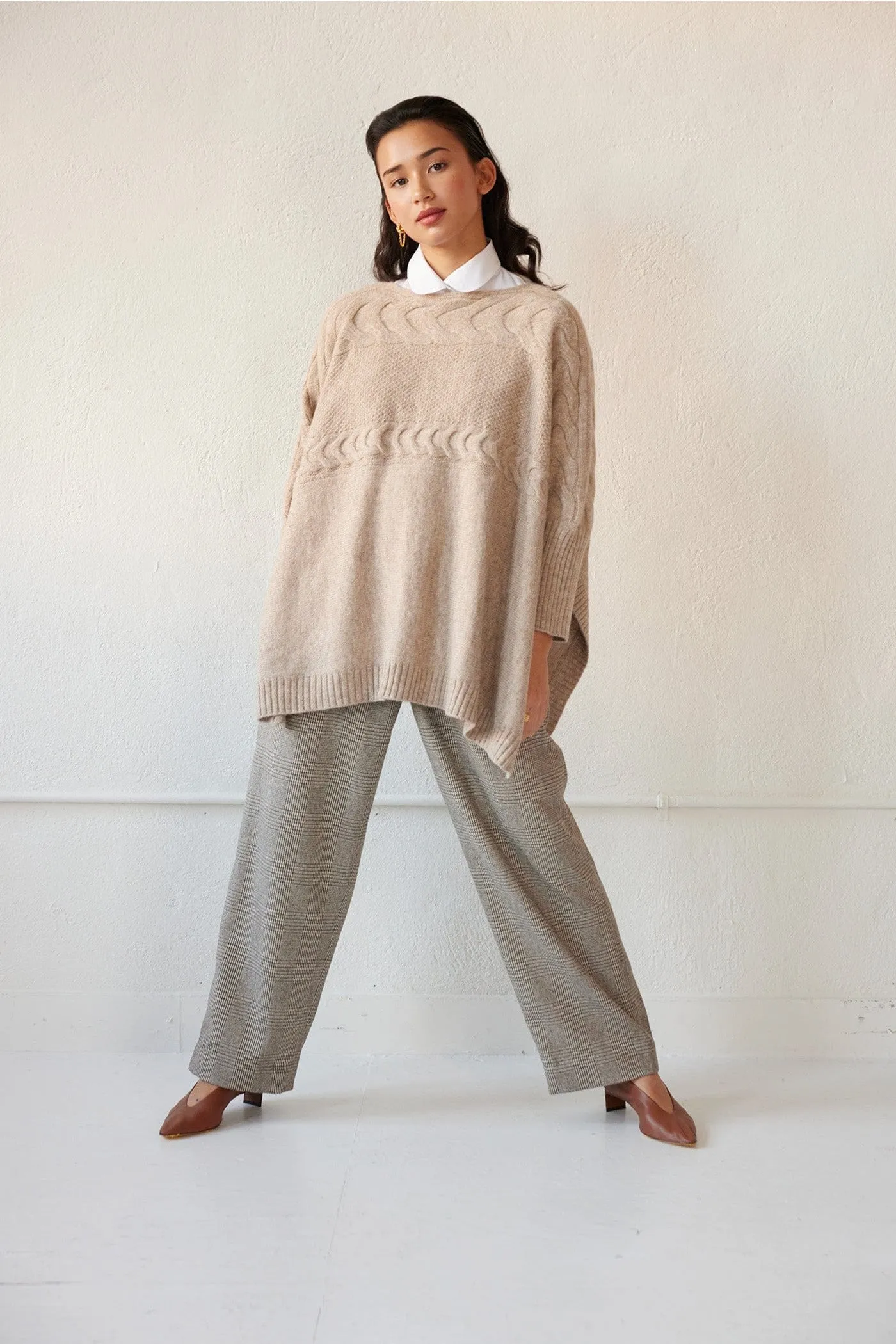 Cat Poncho in Alpaca Wool Blend