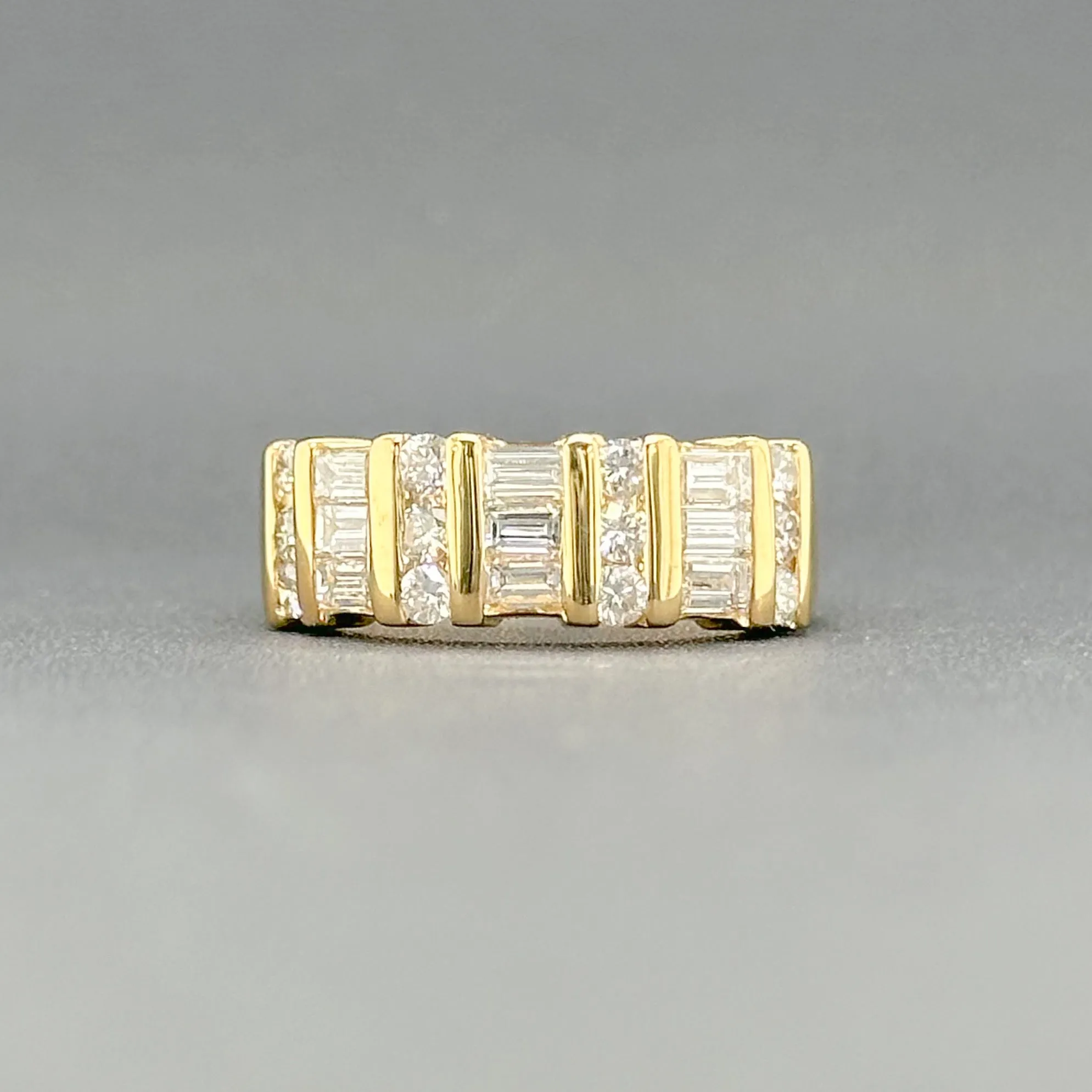 Estate 14K Y Gold 0.75ctw H-I/VS2-SI1 Diamond 3 Row Ring