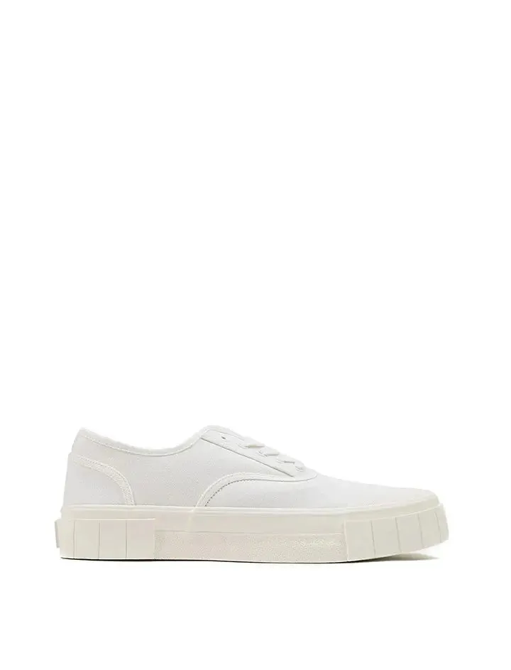 Good News Bagger 2 Low Trainer Off White