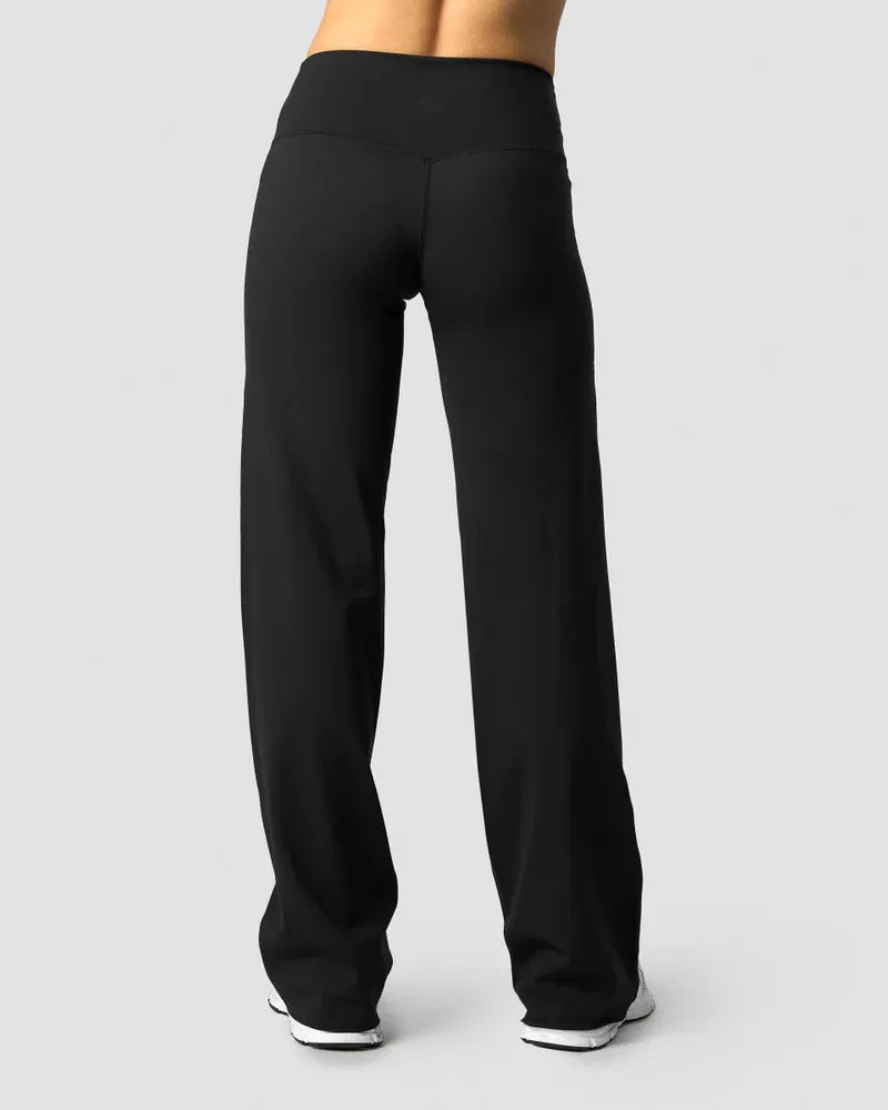 ICANIWILL Nimble Straight Leg Pants