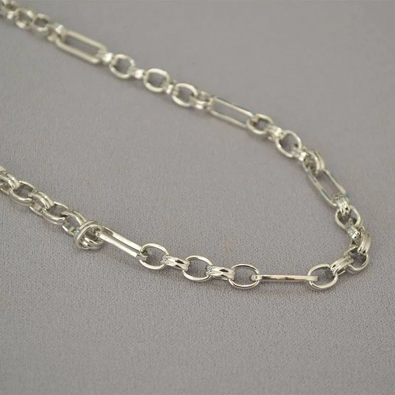 Modern Interlocking Gold Chain Necklace