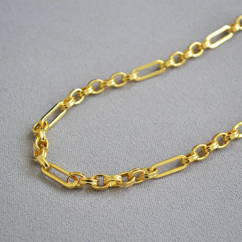 Modern Interlocking Gold Chain Necklace