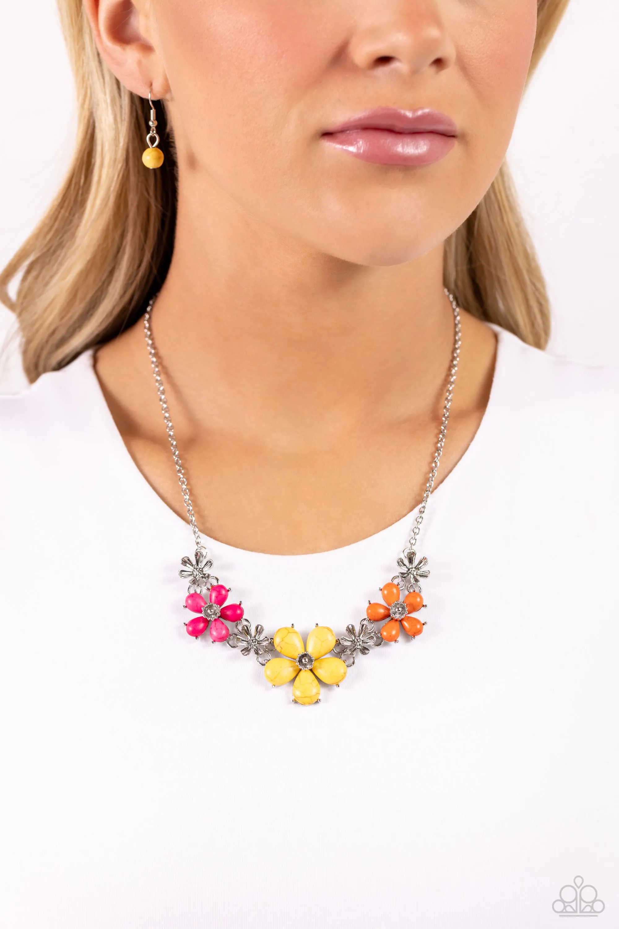 Paparazzi Growing Garland Yellow Necklace & Earring Set