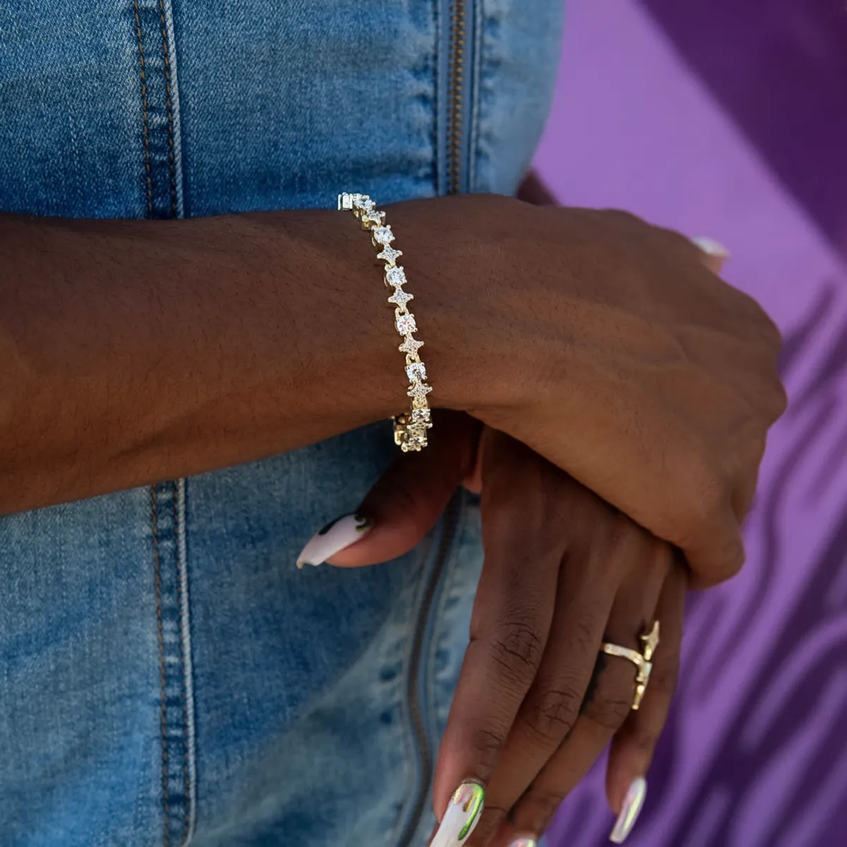 Round Stone Star Tennis Bracelet