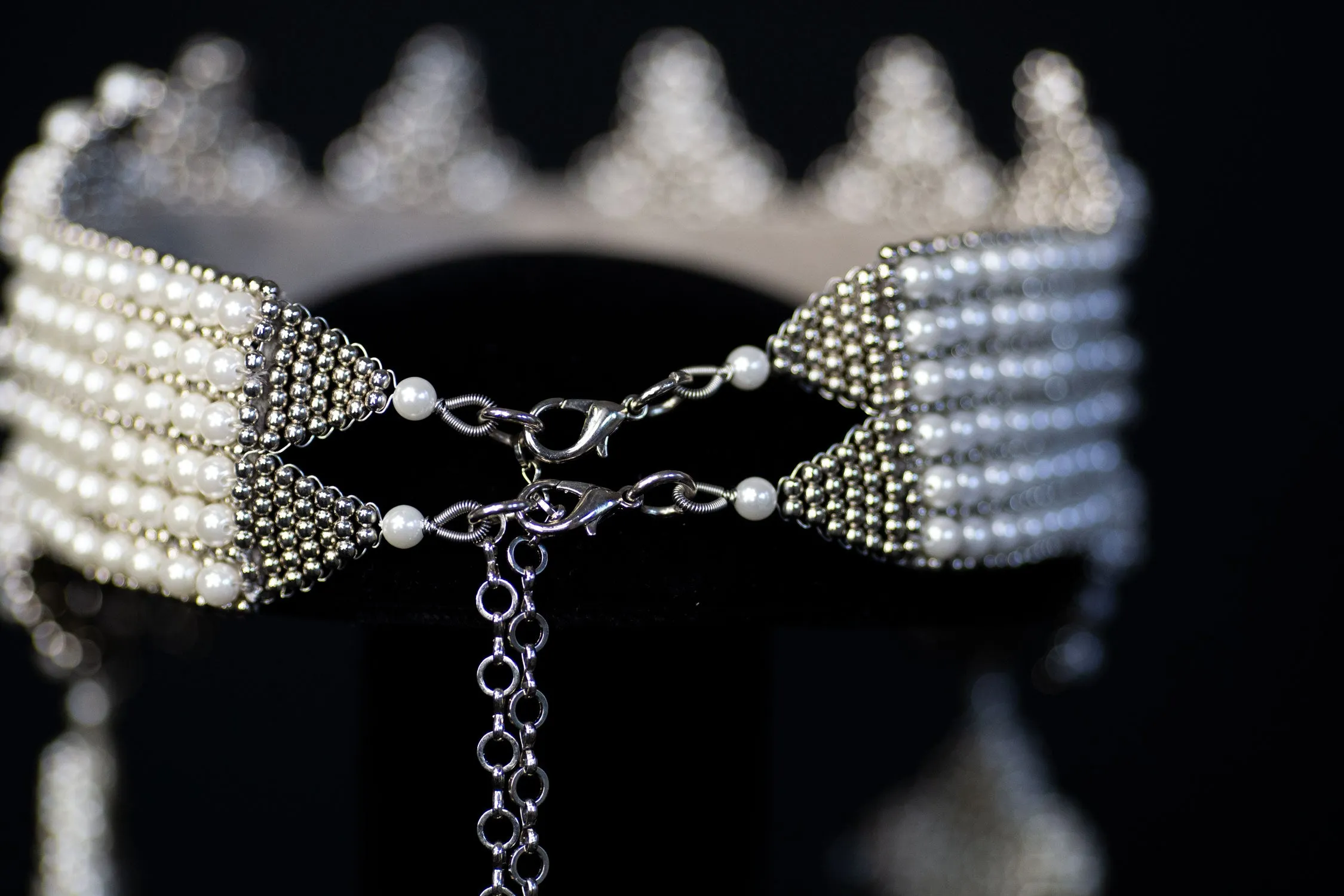 Sappho Crown in Pearl with Reversible Clusters