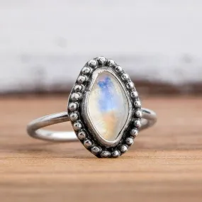 Size 3 Midi Ring | Rainbow Moonstone