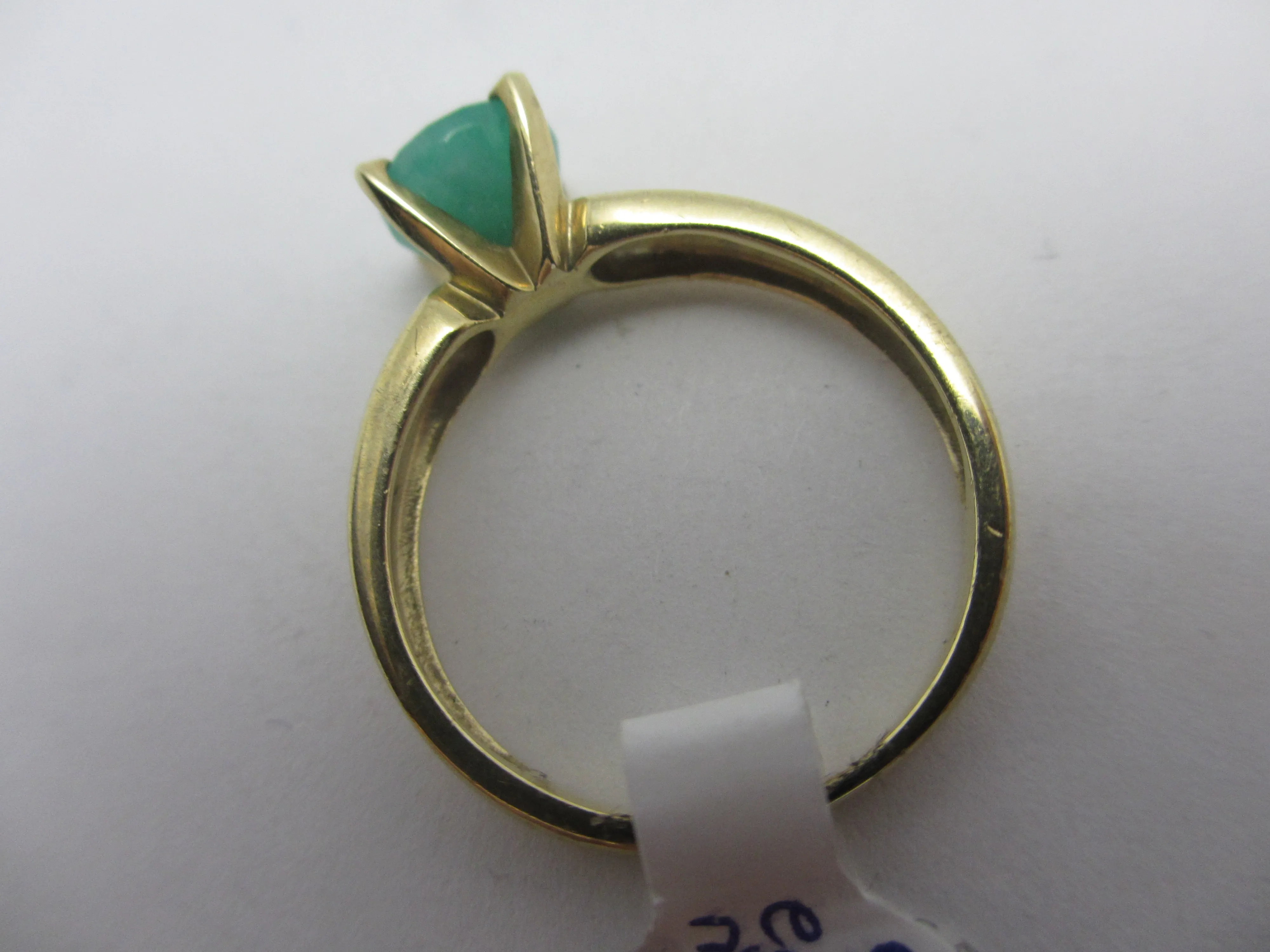 Solitaire Emerald in 9k Gold Ring Vintage c1980