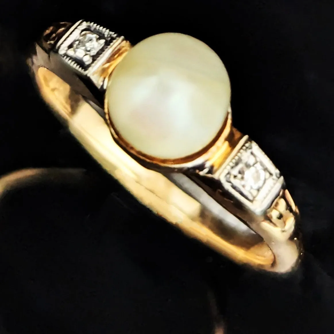 The Edenton - Vintage Pearl Diamonds 14k Gold Ring