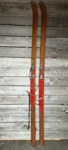 Vintage Northland FIS Skis